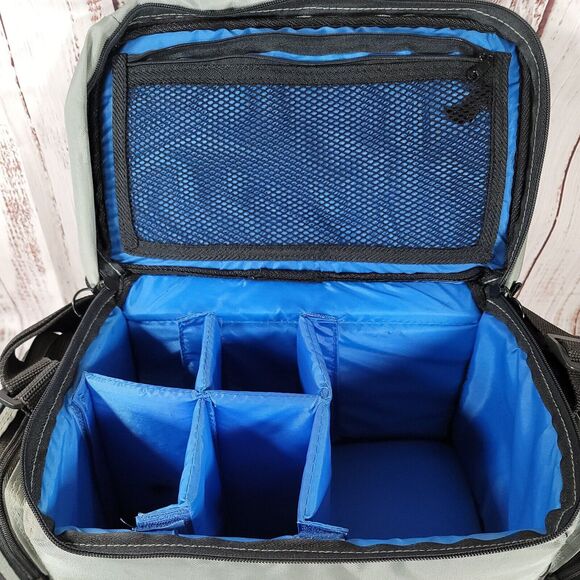 [Near Mint] Canon EOS 620‎ 35mm SLR w/Lens, Bag Tons Of accessories Not Tested - Picture 9 of 12